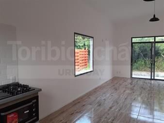 https://www.gallito.com.uy/1-maria-de-monserrat-los-altos-ii-casa-02-inmuebles-27155934