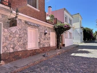 https://web5.gallito.com.uy/casa-con-habilitacion-comercial-dentro-de-barrio-historico-inmuebles-27156004