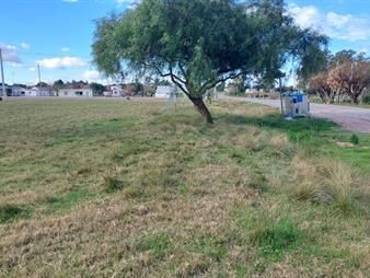 https://www.gallito.com.uy/terreno-en-santa-catalina-11-solares-inmuebles-27156185