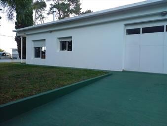 https://www.gallito.com.uy/casa-en-venta-priemera-linea-playa-los-pinos-inmuebles-27156261