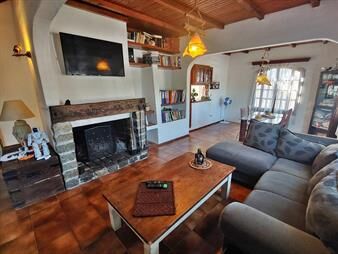 https://www.gallito.com.uy/venta-casa-de-4-dormitorios-a-500-metros-del-mar-punta-del-inmuebles-27003219