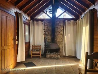 https://www.gallito.com.uy/casa-en-venta-4-dormitorios-jardin-cochera-lezica-inmuebles-27156850