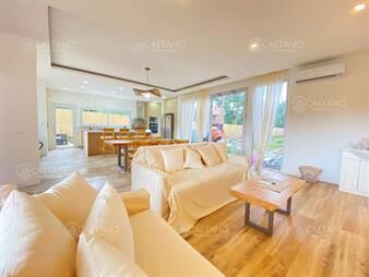 https://web5.gallito.com.uy/casa-en-venta-3-dormitorios-punta-del-este-inmuebles-25242169