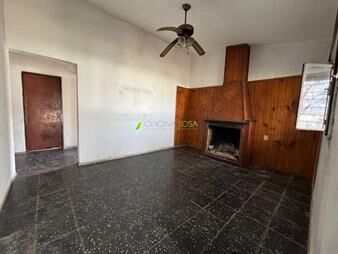 https://web5.gallito.com.uy/oficina-sosa-alquilada-casa-amplia-en-peã±arol-inmuebles-25968135
