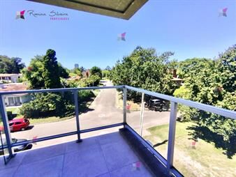 https://web5.gallito.com.uy/venta-en-pinares-apartamento-2-dormitorios-inmuebles-27135724