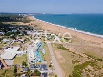 https://www.gallito.com.uy/apartamento-en-venta-syrah-las-grutas-punta-ballena-inmuebles-26392098