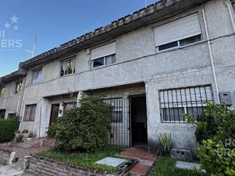 https://www.gallito.com.uy/casa-de-tres-dormitorios-en-venta-en-piedras-blancas-2-baño-inmuebles-26442621