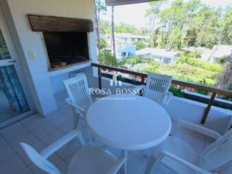https://web5.gallito.com.uy/apartamento-en-venta-3-dormitorios-playa-mansa-inmuebles-23926610