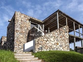 https://web5.gallito.com.uy/casa-en-venta-de-4-dormitorios-en-chihuahua-del-inmuebles-25479090
