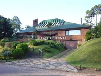 https://web5.gallito.com.uy/casa-en-cantegril-inmuebles-20463208