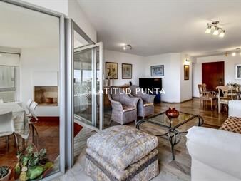 https://web5.gallito.com.uy/apartamento-en-roosevelt-3-dormitorios-mas-inmuebles-27184483