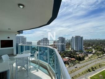 https://www.gallito.com.uy/apartamento-de-3-dormitorios-en-edificio-casino-inmuebles-24631034