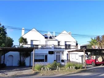 https://web5.gallito.com.uy/casa-en-la-barra-en-venta-inmuebles-25034197