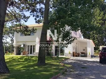 https://web5.gallito.com.uy/chalet-sistiana-palaya-mansa-chalet-en-venta-inmuebles-25033252