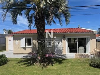 https://web5.gallito.com.uy/vende-casa-en-la-barra-de-3-dormitorios-con-inmuebles-27196196