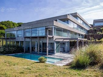 https://www.gallito.com.uy/alquiler-anual-o-invernal-apartamento-3-dormitorios-punta-b-inmuebles-23424531