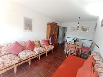 https://web5.gallito.com.uy/apartamento-en-aidy-grill-2-dormitorios-inmuebles-17598240