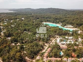 https://web5.gallito.com.uy/venta-de-lote-en-solanas-country-punta-ballena-inmuebles-25046842