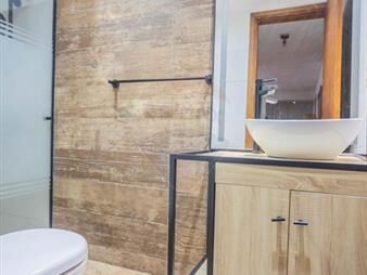 https://web5.gallito.com.uy/venta-la-comercial-3-dormitorios-inmuebles-27224517
