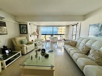 https://web5.gallito.com.uy/venta-3-dormitorios-y-servicio-reciclado-zona-inmuebles-27229239