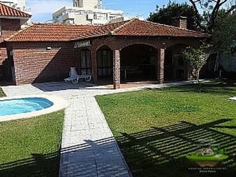 https://web5.gallito.com.uy/hermosa-casa-a-pasos-del-mar-inmuebles-26935141