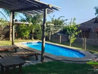 https://web5.gallito.com.uy/en-venta-casa-de-piedras-con-pisina-en-playa-inmuebles-27026453