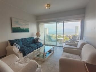 https://web5.gallito.com.uy/apartamento-en-venta-3-dormitorios-a-400-metros-inmuebles-26352142