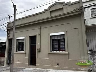 https://web5.gallito.com.uy/venta-de-casa-hermosa-en-perez-castellanos-inmuebles-27156970