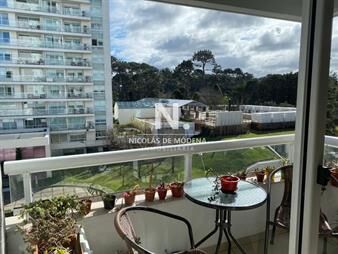 https://www.gallito.com.uy/departamento-de-1-dormitorio-por-roosevelt-punta-inmuebles-27007572