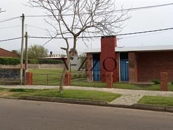 https://web5.gallito.com.uy/excelente-propiedad-para-vivienda-permanente-o-inmuebles-26139586