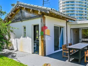 https://web5.gallito.com.uy/casa-en-venta-mansa-punta-del-este-3-inmuebles-27234861