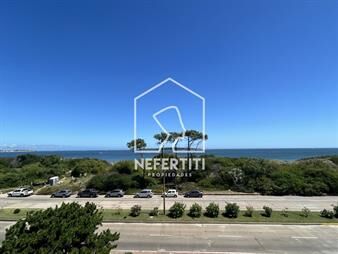 https://web5.gallito.com.uy/venta-apartamento-3-dormitorios-en-playa-mansa-inmuebles-27235067
