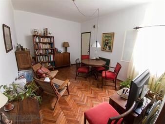 https://web5.gallito.com.uy/apto-en-venta-2-dormitorios-1-baño-cordon-inmuebles-26208679