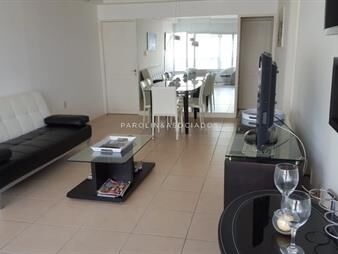 https://web5.gallito.com.uy/apartamento-en-venta-de-2-dormitorios-en-bahia-inmuebles-26785820
