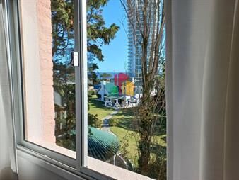 https://web5.gallito.com.uy/venta-de-apartamento-de-3-dormitorios-en-punta-inmuebles-26204572