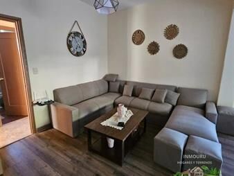 https://web5.gallito.com.uy/en-venta-amplio-apartamento-en-el-centro-inmuebles-27080005