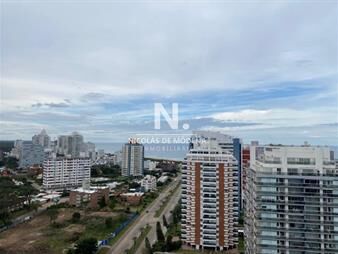 https://web5.gallito.com.uy/vende-apartamento-en-artower-de-1-dormitorio-y-inmuebles-26645490