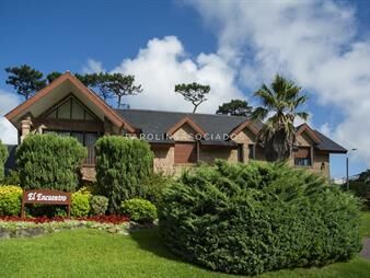 https://web5.gallito.com.uy/hermosa-casa-en-venta-cerca-del-mar-en-playa-del-inmuebles-22352047