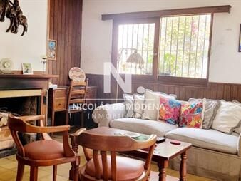 https://www.gallito.com.uy/hermosa-casa-de-2-niveles-con-amplios-espacios-inmuebles-25041855