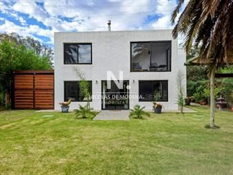 https://www.gallito.com.uy/vende-casa-impecable-de-2-plantas-3-dormitorios-inmuebles-25546279