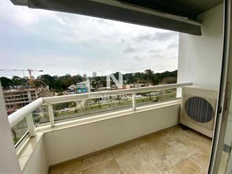 https://www.gallito.com.uy/vende-apartamento-en-punta-del-este-de-2-con-su-inmuebles-26415491