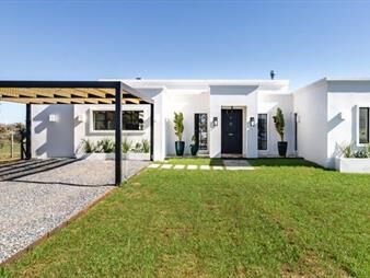 https://web5.gallito.com.uy/casa-en-barrio-mirador-de-la-tahona-inmuebles-26702730