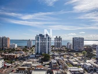 https://web5.gallito.com.uy/piso-alto-con-vista-panoramica-1-dormitorio-y-en-inmuebles-26117714