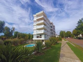 https://www.gallito.com.uy/venta-de-apartamento-en-rambla-costanera-4°-401-inmuebles-27261121