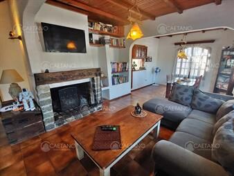 https://www.gallito.com.uy/venta-casa-4-dormitorios-playa-mansa-punta-del-inmuebles-25889310
