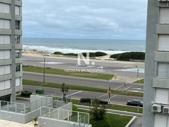 https://web5.gallito.com.uy/apartamento-en-venta-1-dormitorio-en-playa-brava-inmuebles-26173958