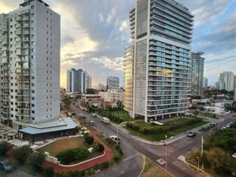https://web5.gallito.com.uy/oportunidad-en-playa-brava-1-dormitorio-en-punta-inmuebles-23957437