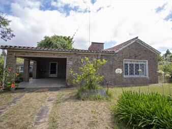 https://www.gallito.com.uy/venta-casa-3-dormitorios-3-baños-araminda-inmuebles-27025859