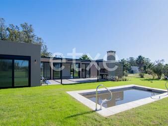 https://www.gallito.com.uy/casa-en-venta-con-renta-en-cumbres-de-carrasco-inmuebles-26453225
