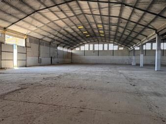 https://www.gallito.com.uy/5-naves-de-10590-m2-mas-oficinas-proximo-mdeo-y-puerto-inmuebles-26130107